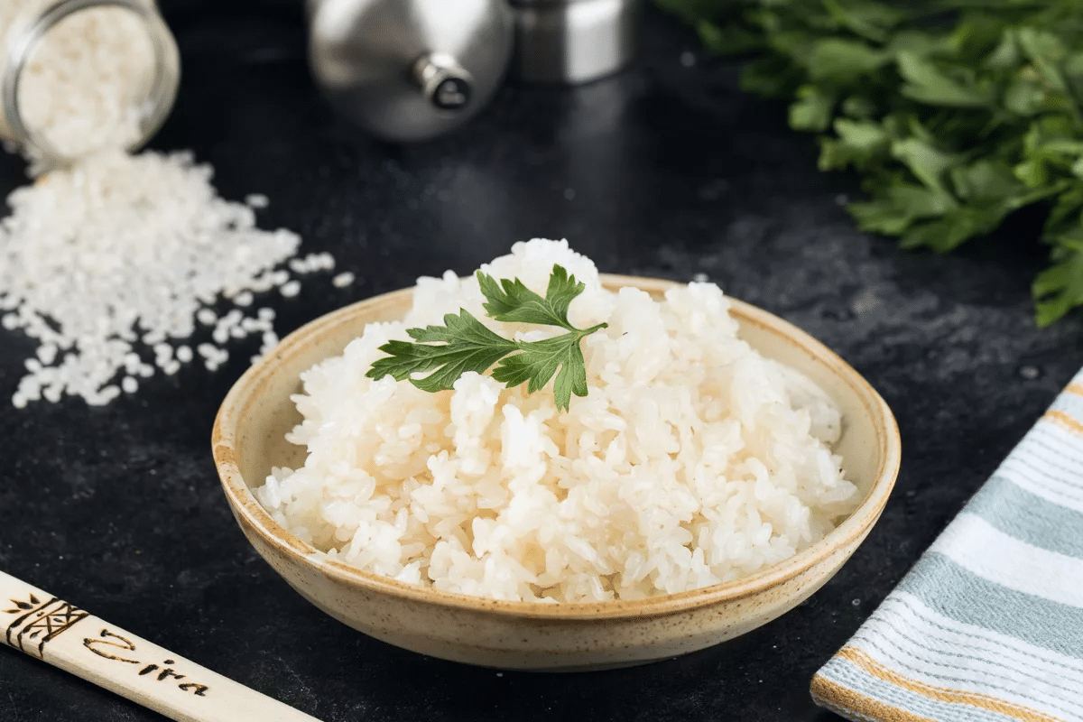 Pourquoi le riz est il encore dur après la cuisson [2024] - Maccla.com
