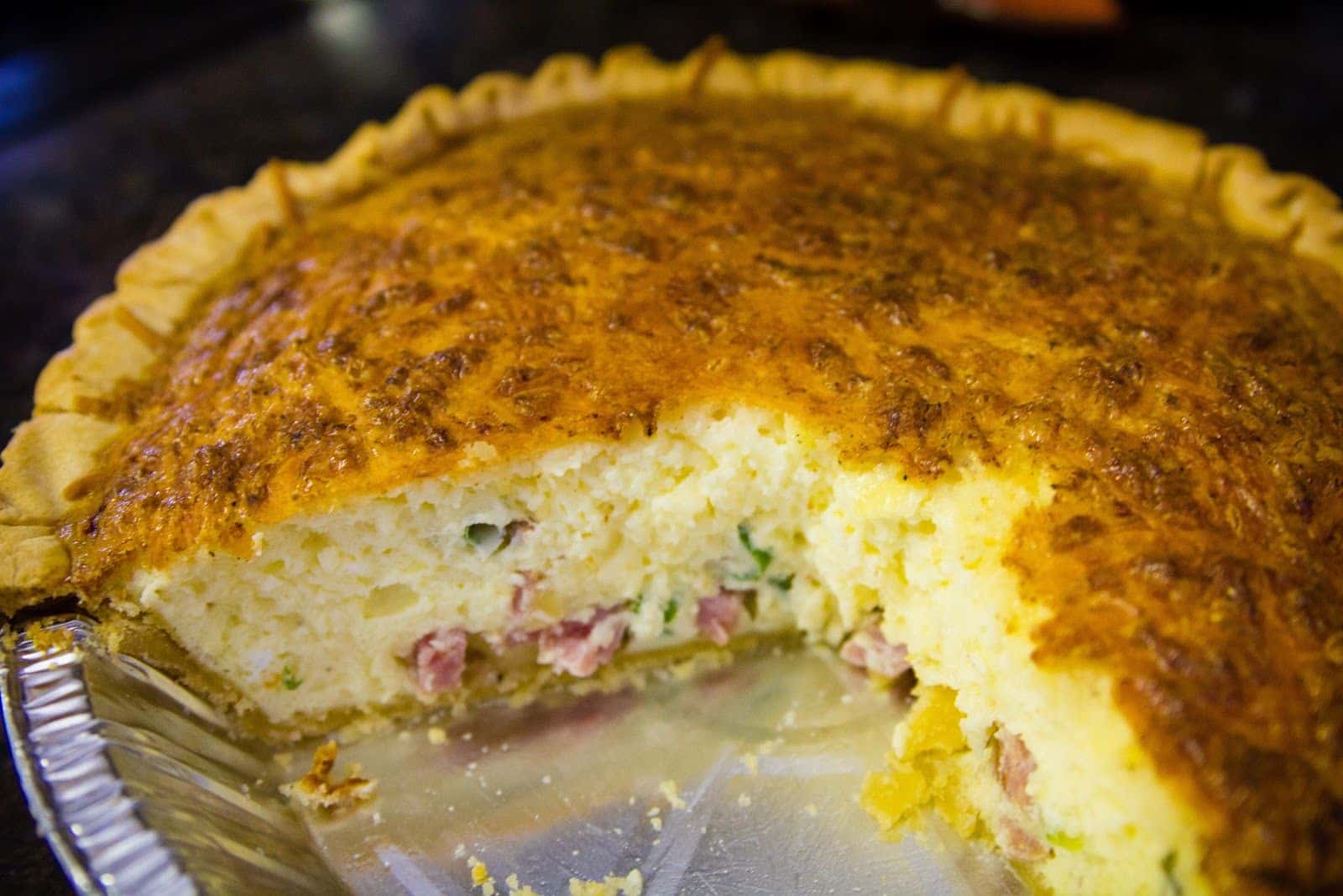 Comment réchauffer une quiche (3 façons simples) [2024] - Maccla.com